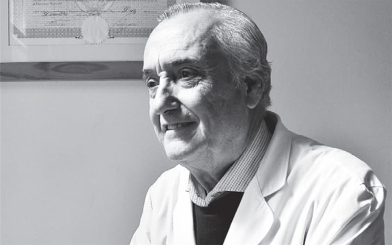 Pionero en el uso de nuevas técnicas quirúrgicas en ginecología oncológica