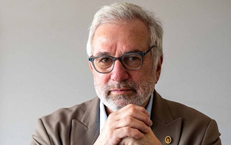 Dr. Leonardo Mezzabotta. La obstetricia es una de las especialidades más complejas de la medicina