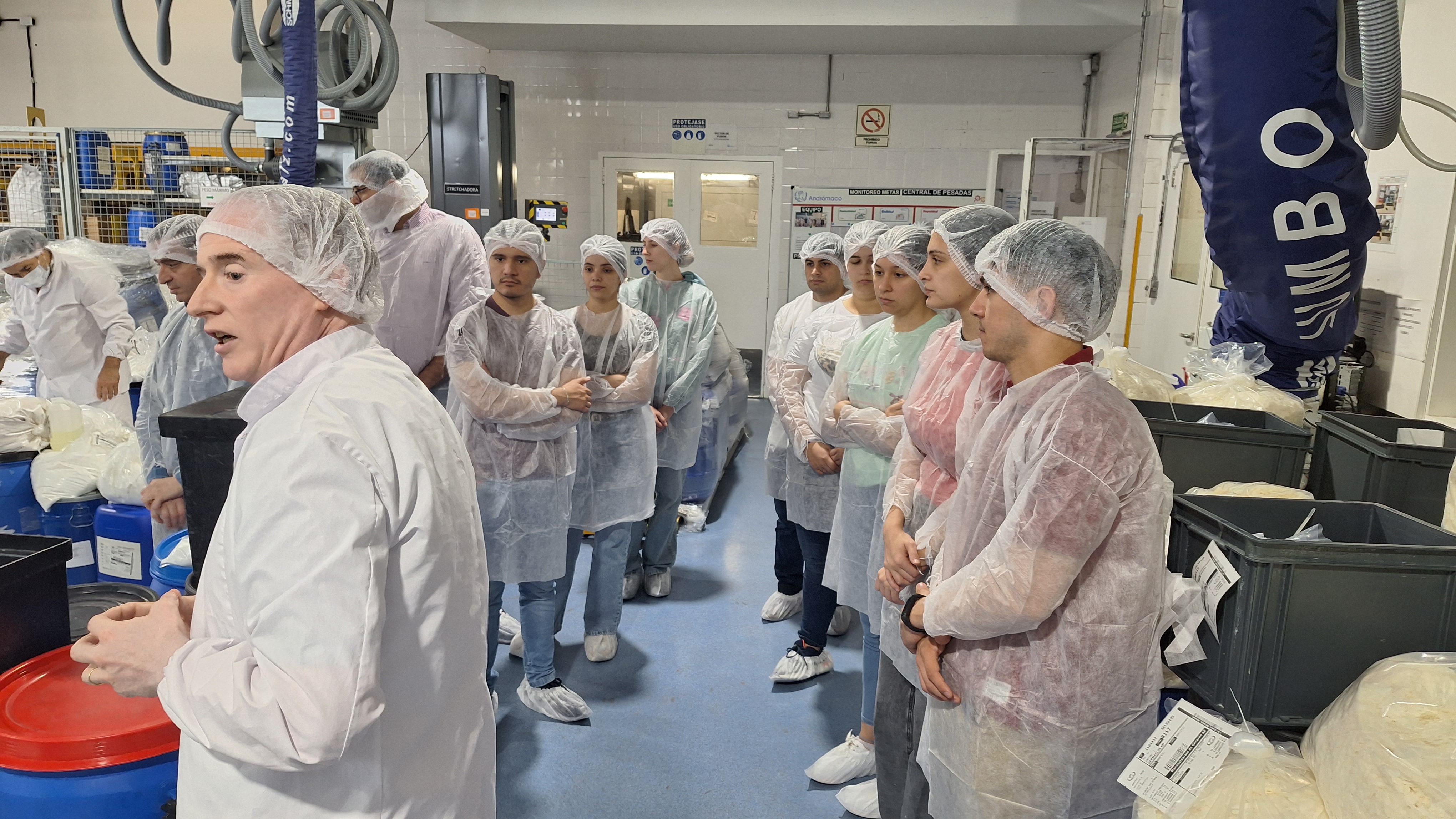 Imagen 2 - Alumnos Farmacia de la Universidad de Chaco Austral